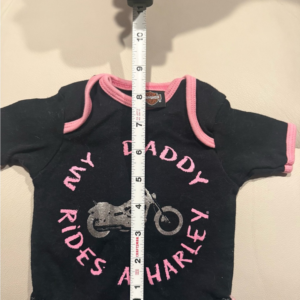 Harley-Davidson Pink and Black Dog Tees - Picture 4 of 5